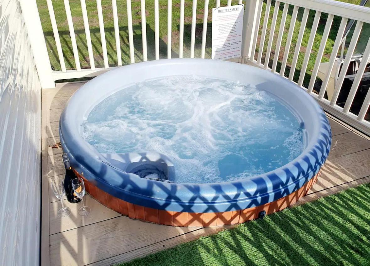 15 Kestrel Close Hot Tub Retreat Tattershall Εξωτερικό φωτογραφία