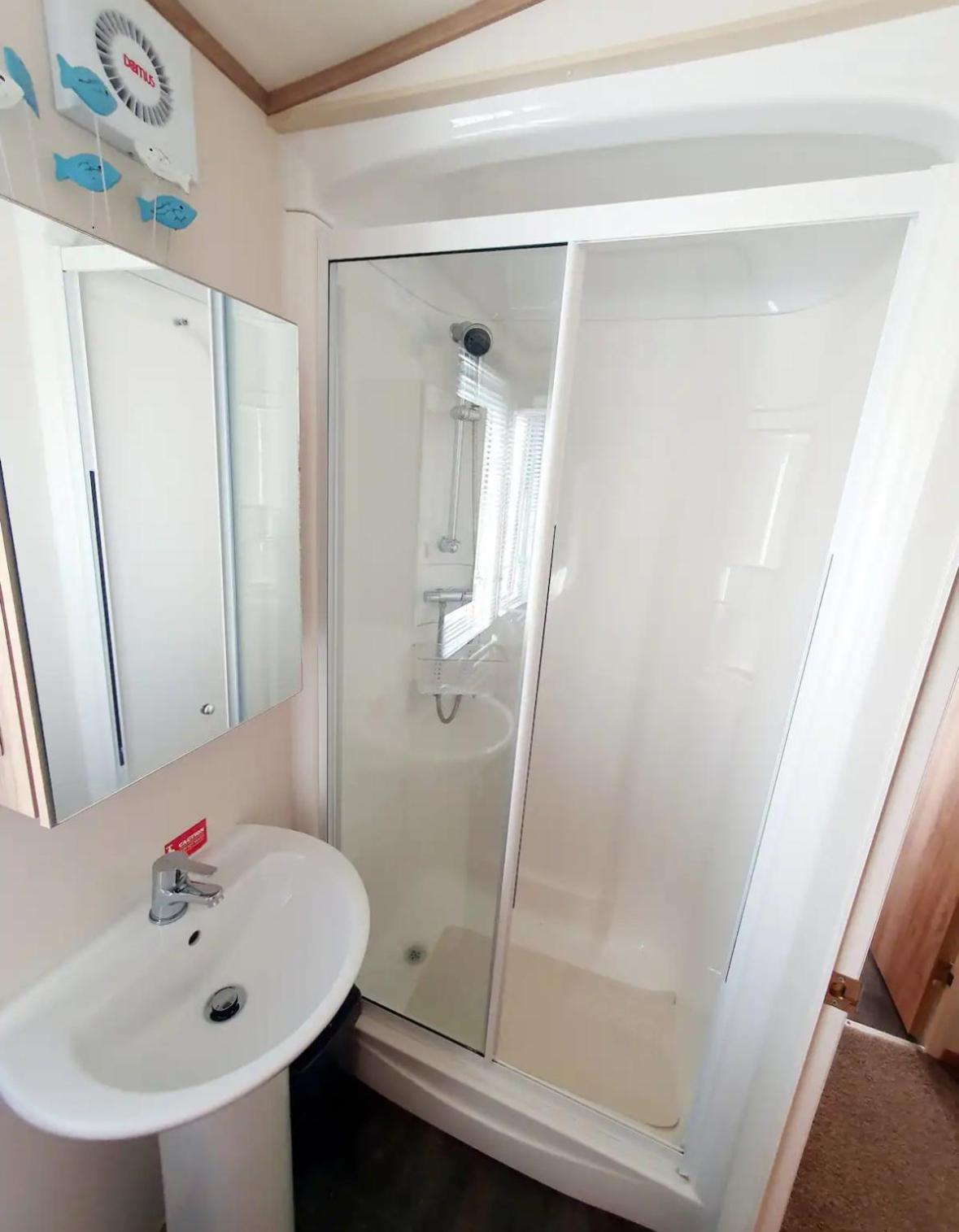 15 Kestrel Close Hot Tub Retreat Tattershall Εξωτερικό φωτογραφία
